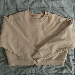 Girlfriend collective crew neck sweatshirt cropped size small